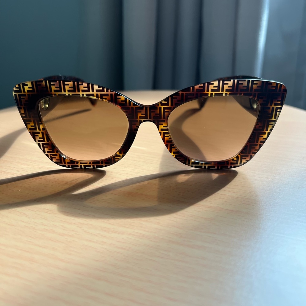 Fendi Brown Geometric Cat-Eye Sunglasses